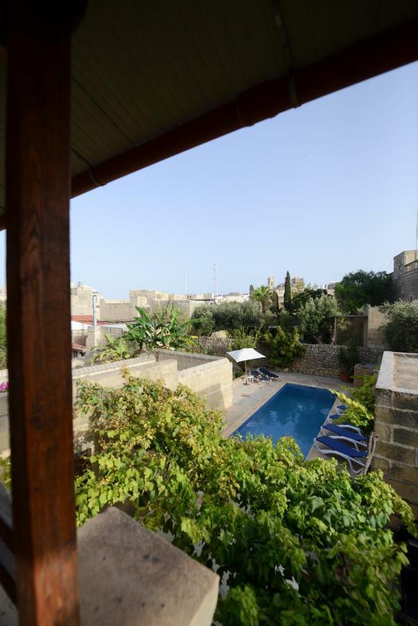 Tal-Masklu Farmhouse Gharb  Exterior photo